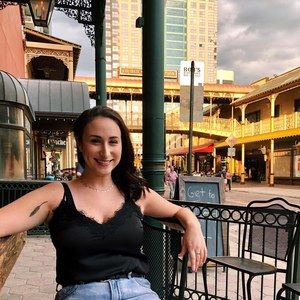 Meet your Posher, Alana